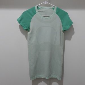 Lululemon Swiftly Tech Short Sleeve Crew Size 6